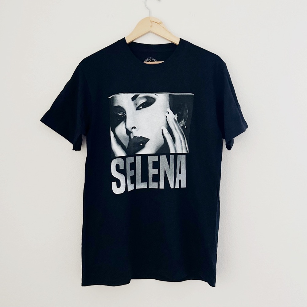 NEW Selena Black and White Graphic Tee